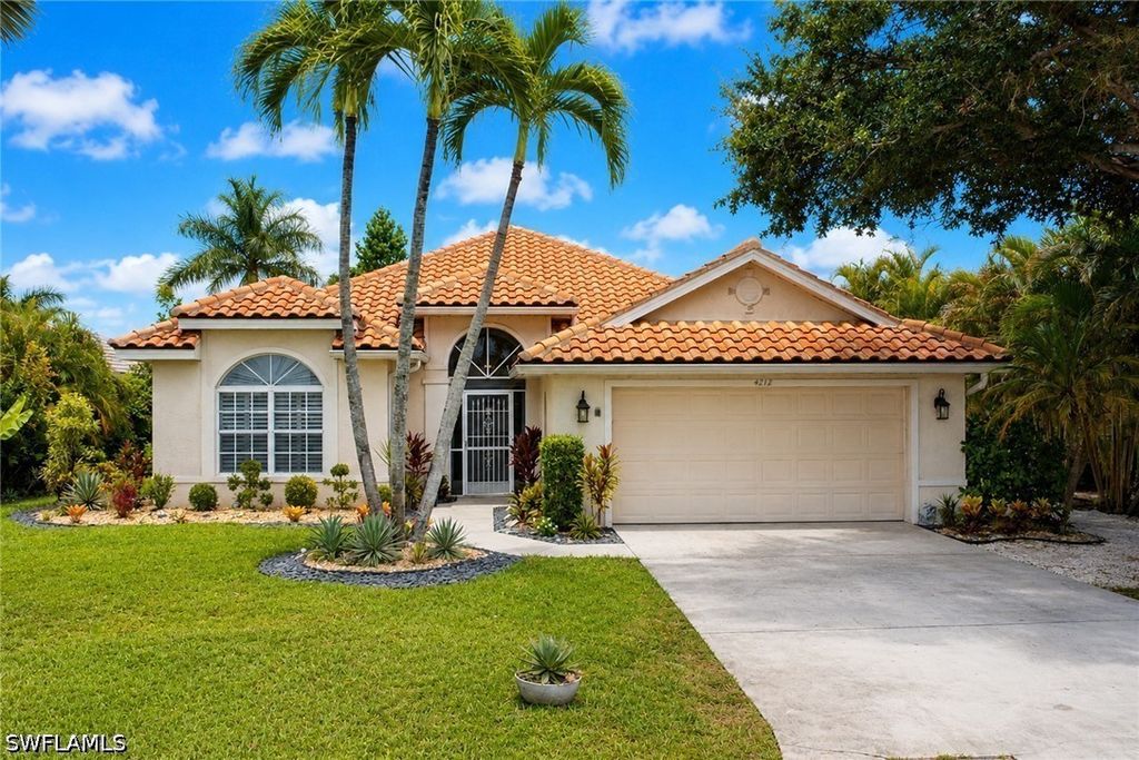 4242 Longshore Way S, Naples