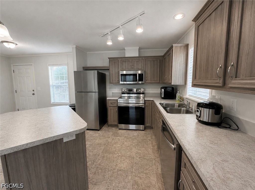 130 Avenida Del Sur, CLEWISTON