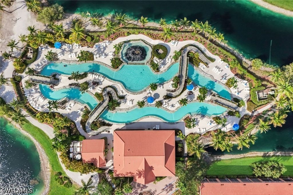 6720 Beach Resort Dr 10, Naples