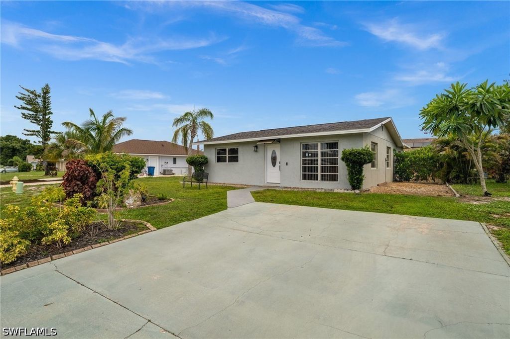 7262 Buchanan Rd, FORT MYERS