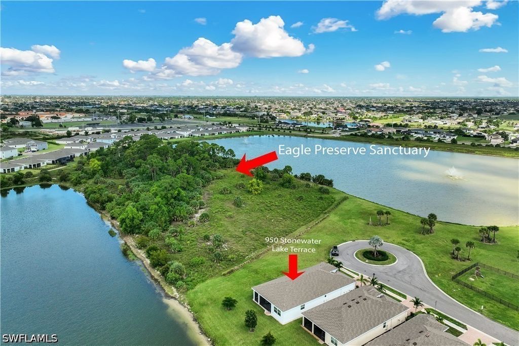 950 Stonewater Lake Ter, Cape Coral