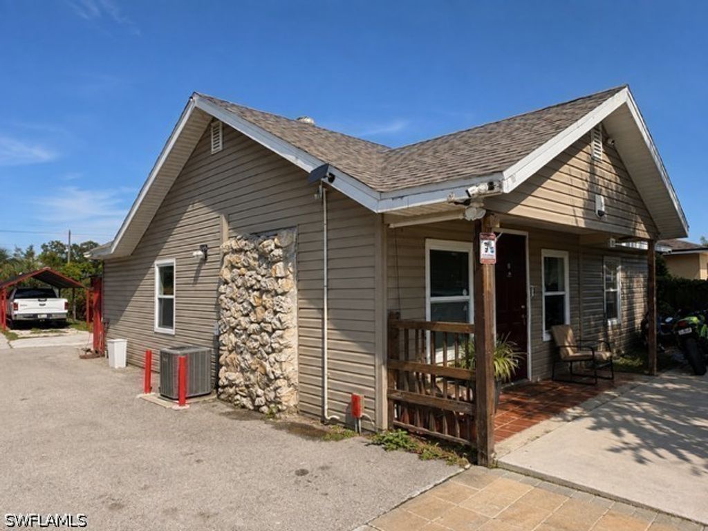 5625 7th Ave, Fort Myers
