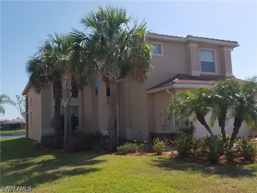 11253 Sparkleberry Dr, Fort Myers