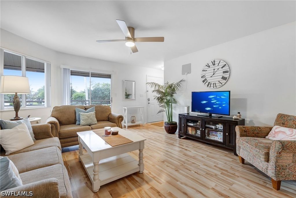 3140 Seasons Way 507, Estero