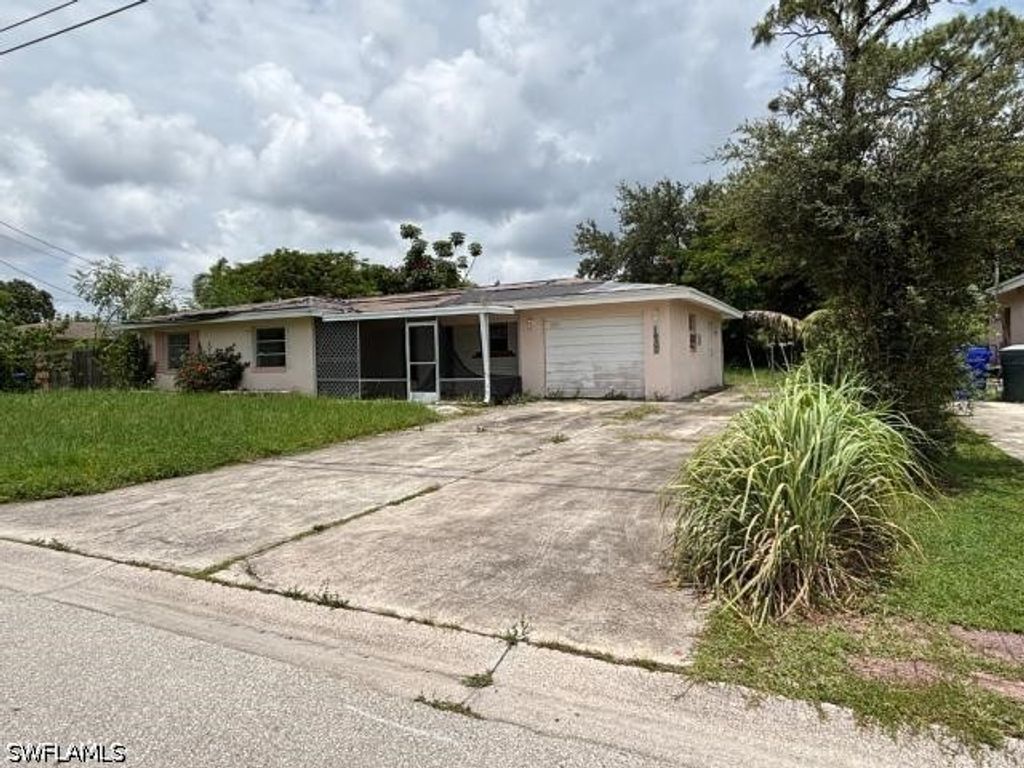 1637 Merrimack Ct, Fort Myers