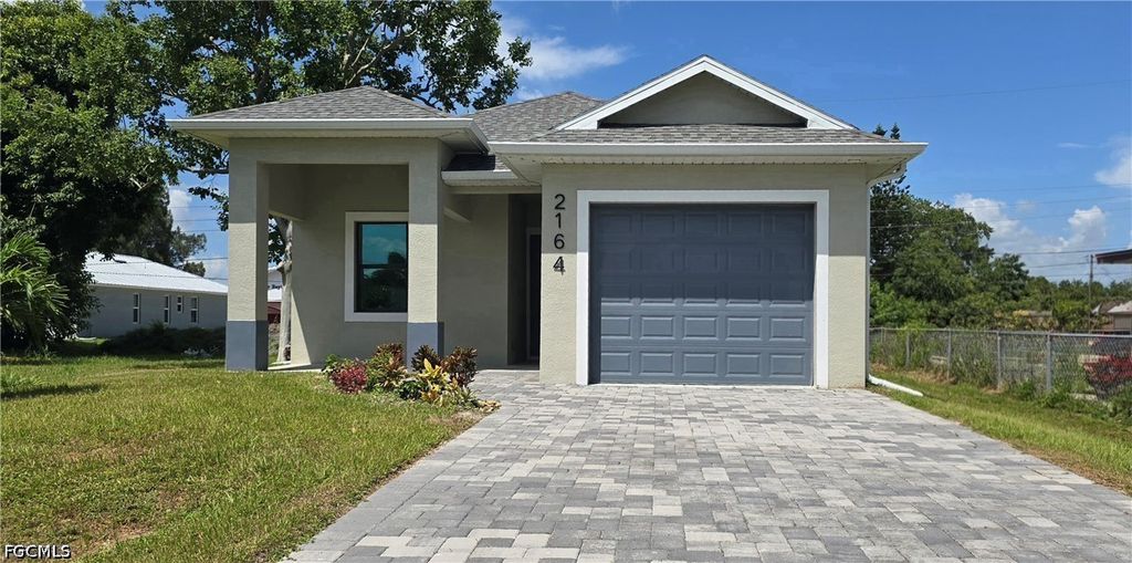 2164 Barker Blvd, FORT MYERS