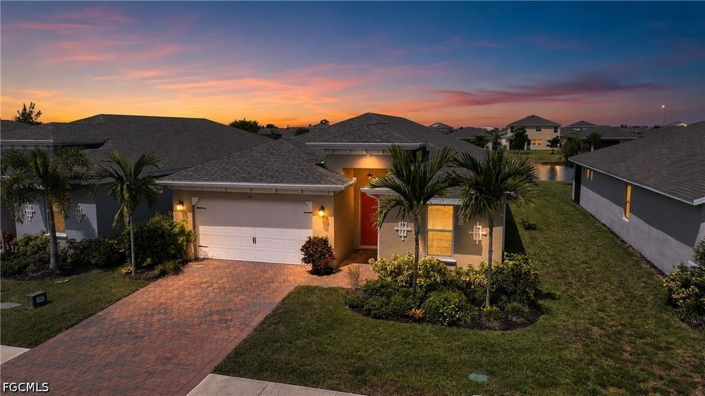 719 Heather Lake Ave, CAPE CORAL