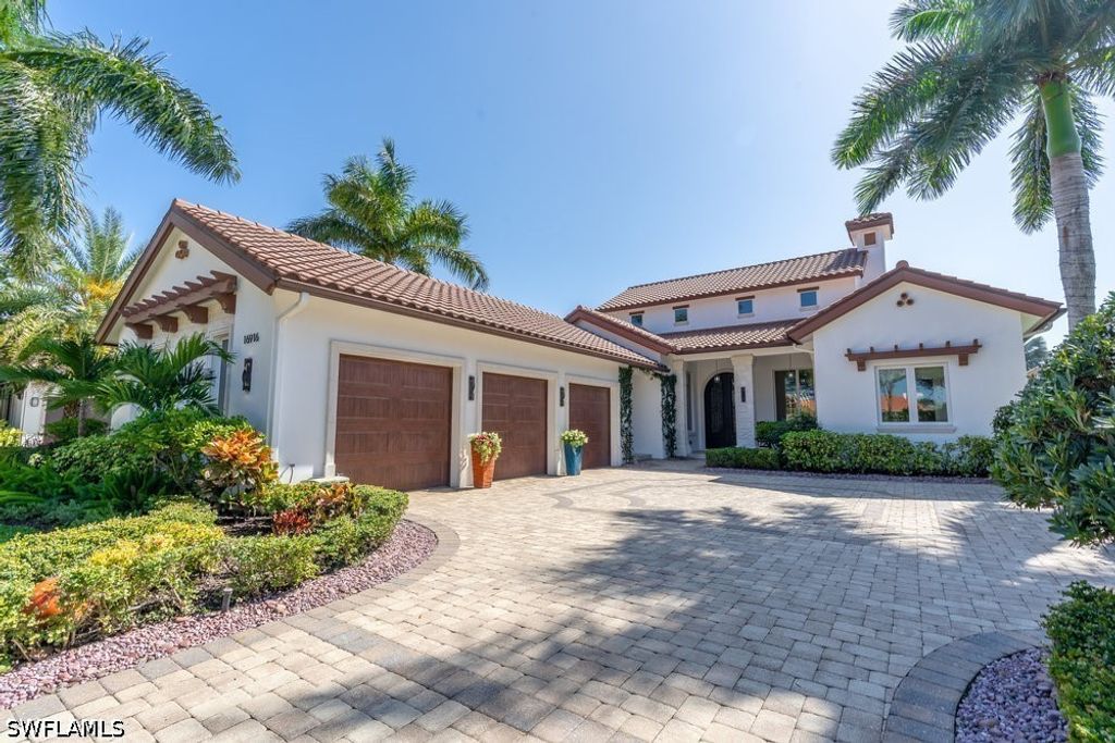 16916 Fairgrove Way, Naples