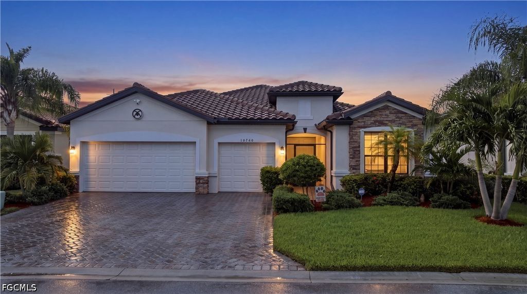10760 Essex Square Blvd, Fort Myers