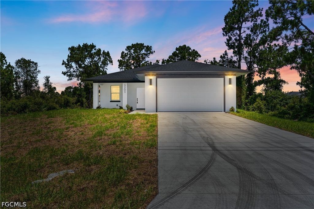 3315 36th St W, Lehigh Acres