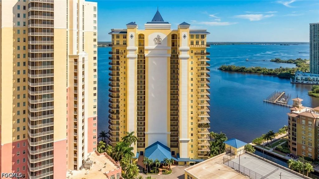 2797 1st St 1901, Fort Myers