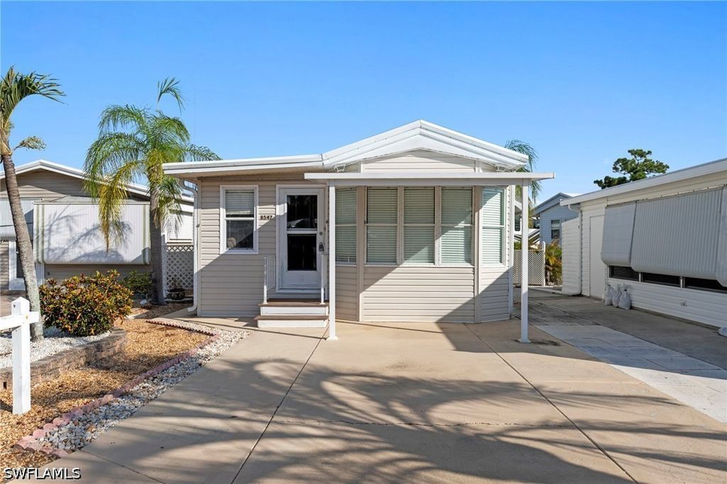 8547 Firwood Dr, Estero