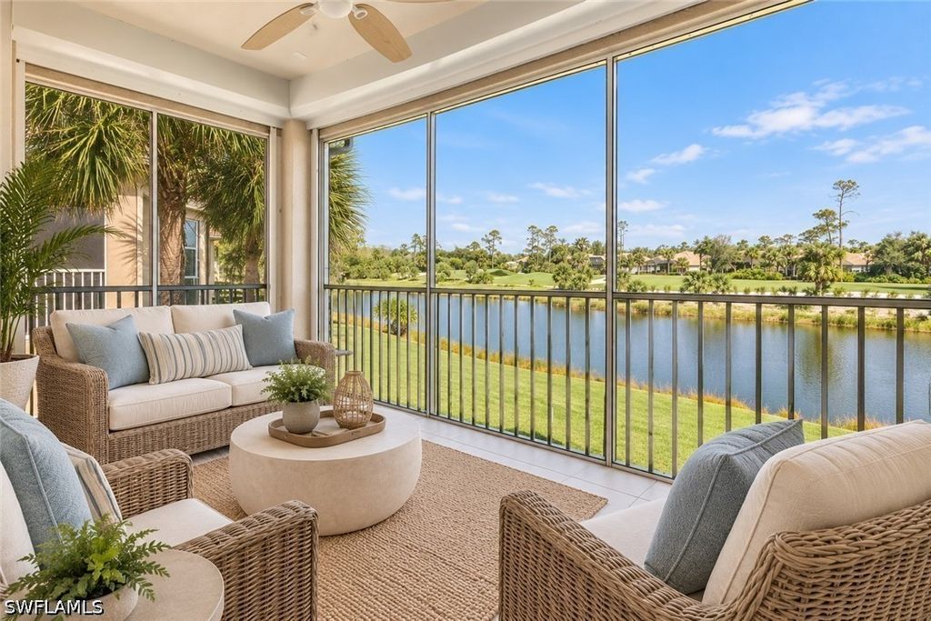 20061 Seagrove St 1105, Estero