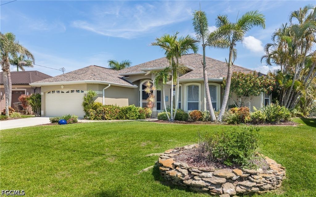 2317 Sw 43rd Ln, Cape Coral