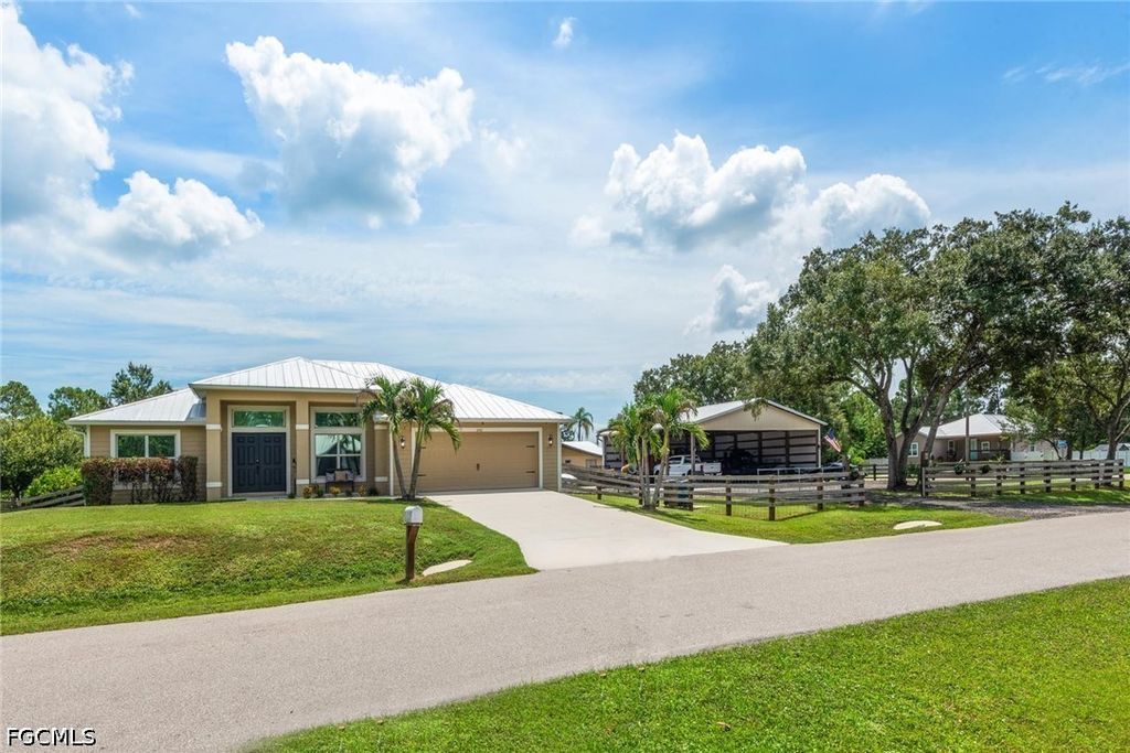 2401 Leavitt Rd, Alva