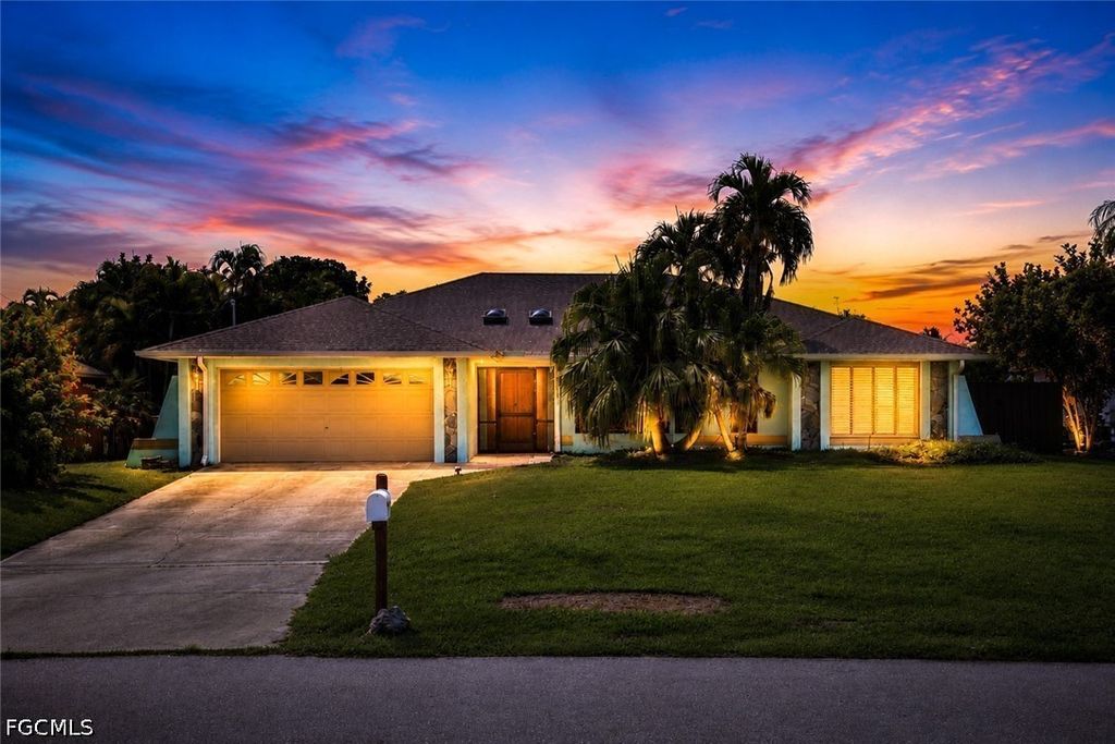 1114 Ne Van Loon Ln, CAPE CORAL