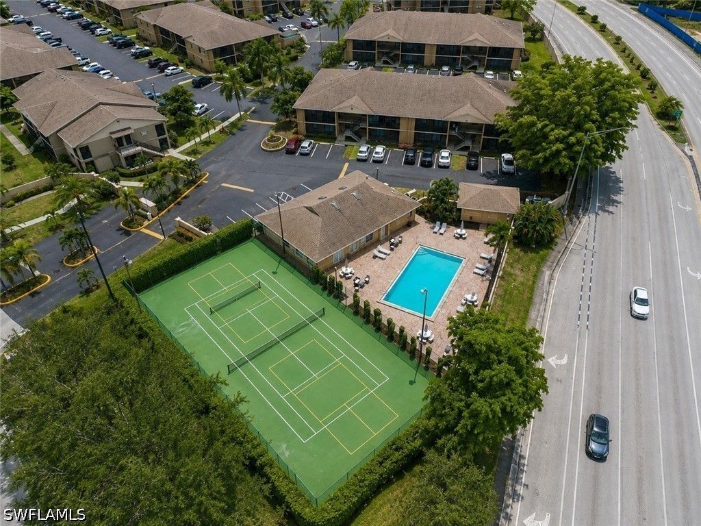 5321 Summerlin Rd 2112, Fort Myers