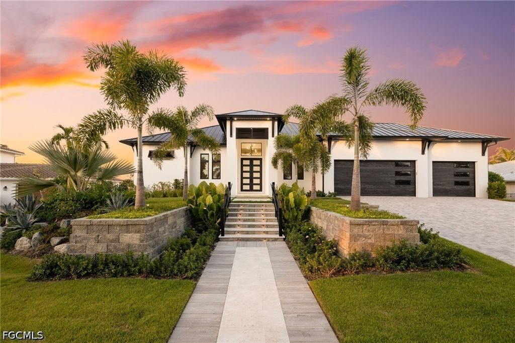 111 Montrose Dr, FORT MYERS