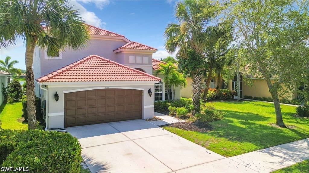 8359 Laurel Lakes Blvd, Naples
