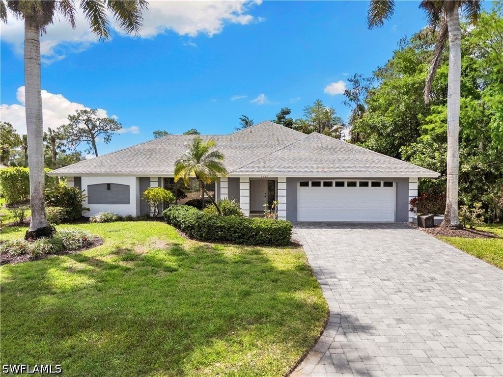2010 Imperial Golf Course Blvd, Naples