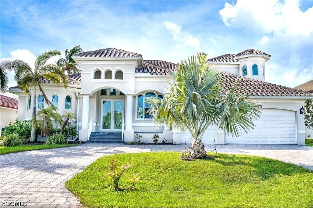 2368 Coral Point Dr, Cape Coral