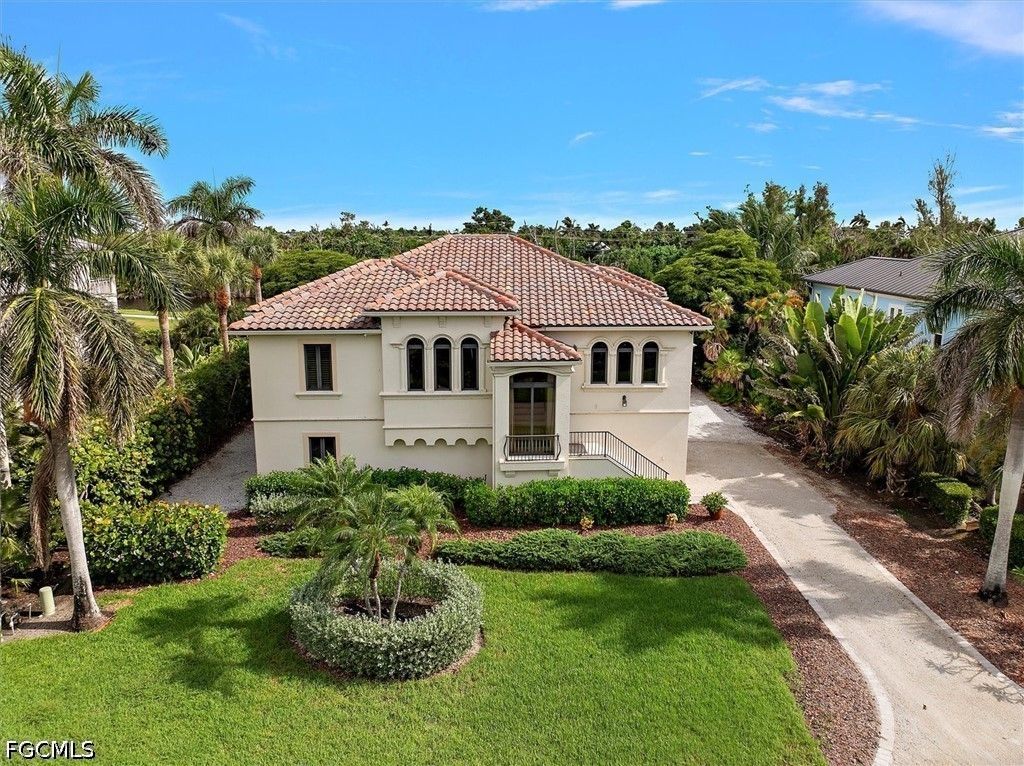 1316 Eagle Run Dr, Sanibel
