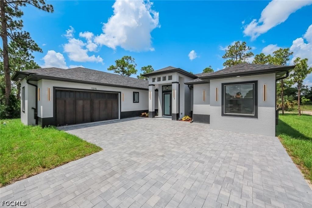 1315 Cortez Ave, Lehigh Acres