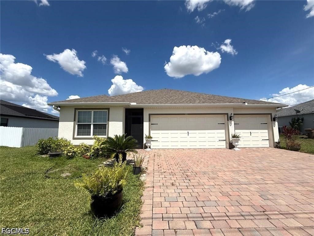 635 Ne 6th Pl, CAPE CORAL