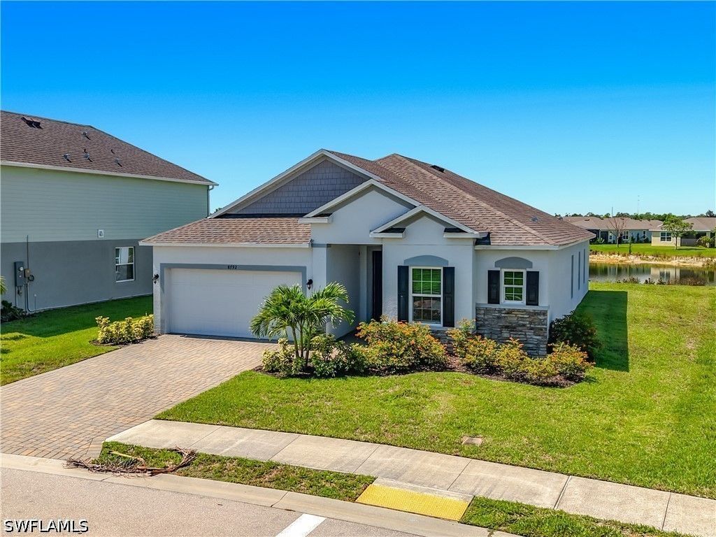 8792 Cascade Price Cir, North Fort Myers