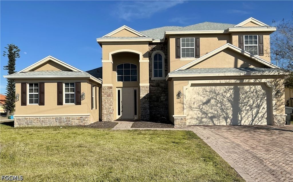 1249 Nw 37th Ave, Cape Coral