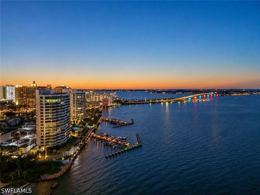 988 Blvd Of The Arts 109, Sarasota