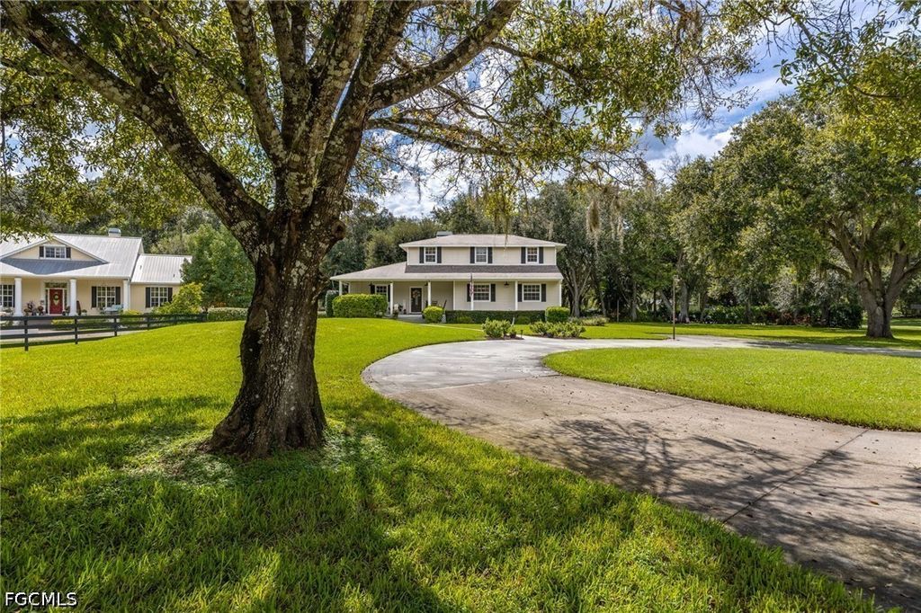 4691 Long Lake Dr, FORT MYERS