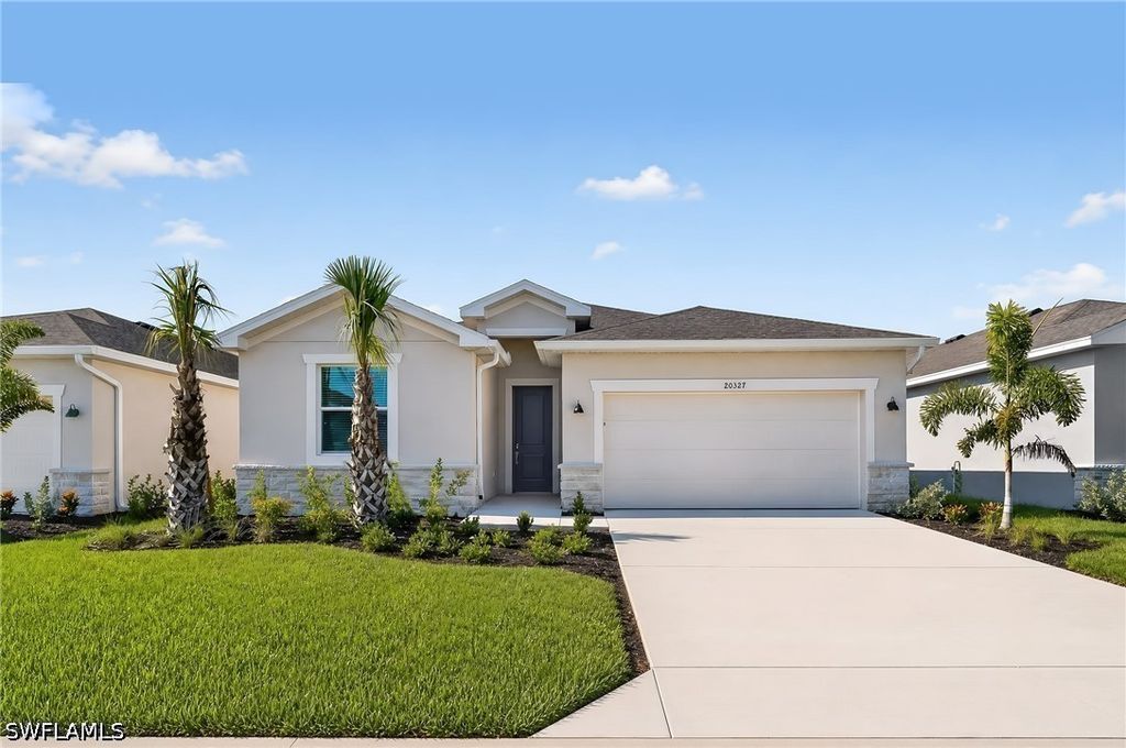 20327 Copperhead Dr, Lehigh Acres