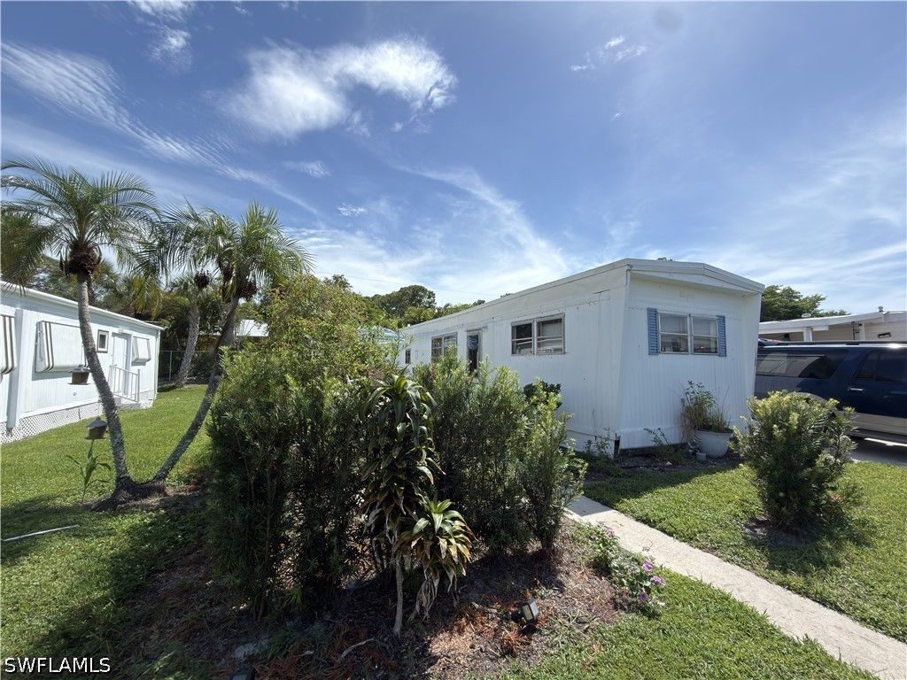 109 Enchanting Blvd, Naples