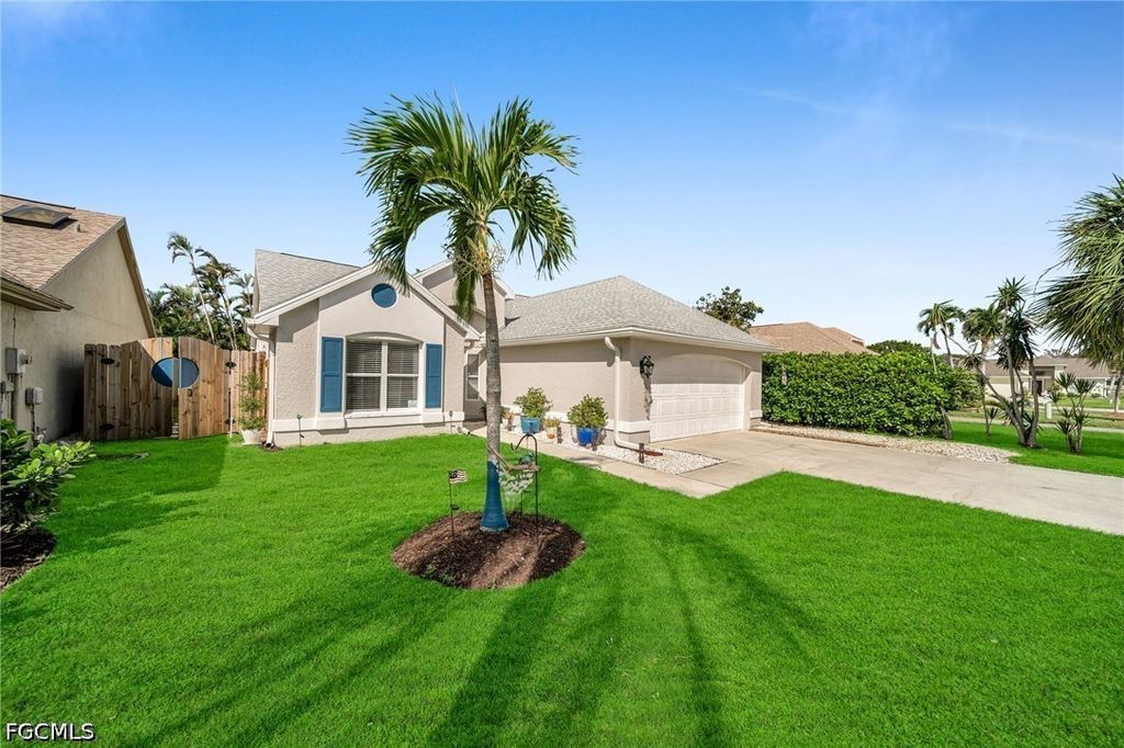 15069 Cloverdale Dr, Fort Myers