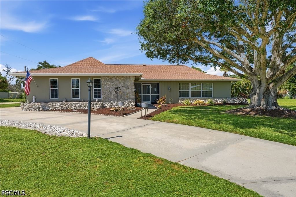 15602 Copra Ln, Fort Myers