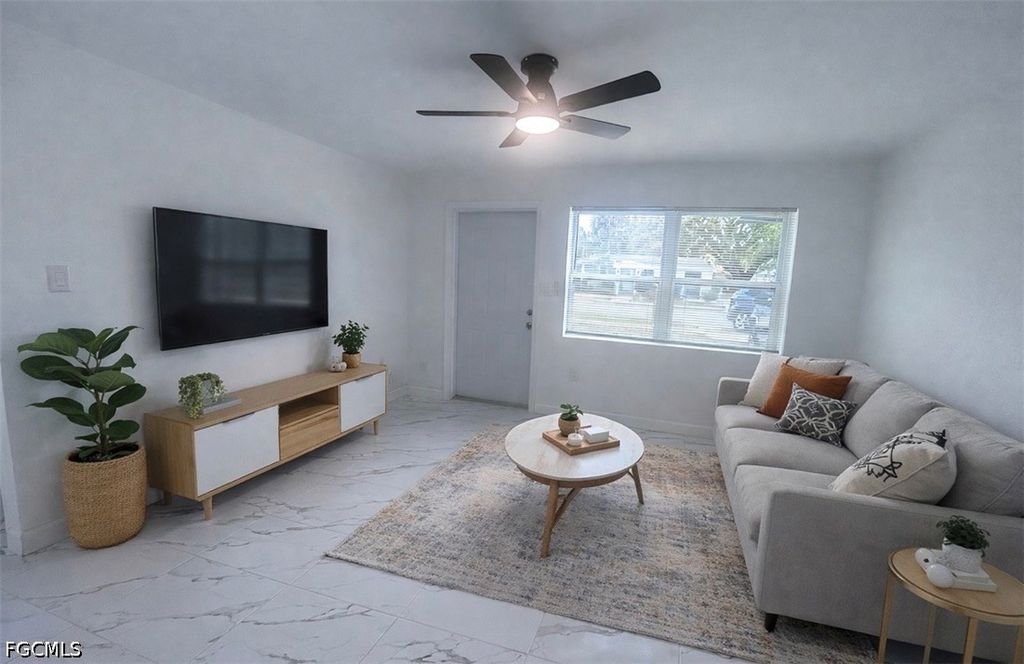 2655 Market St, FORT MYERS