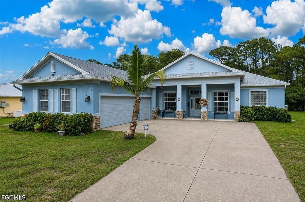 816 Palmetto Ave, Lehigh Acres