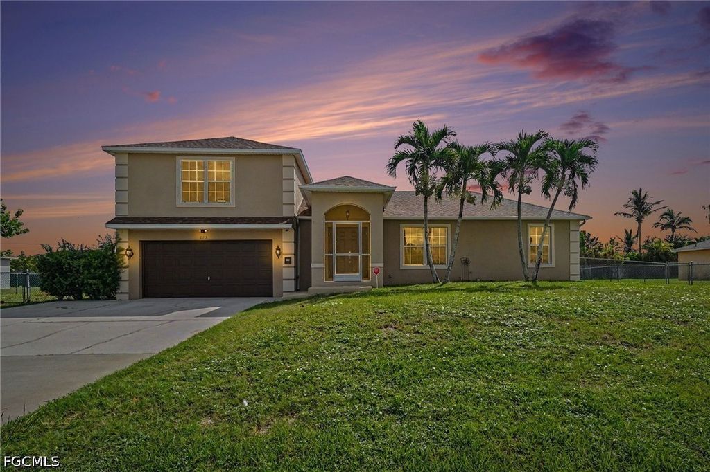 615 Nicholas Pkwy W, Cape Coral