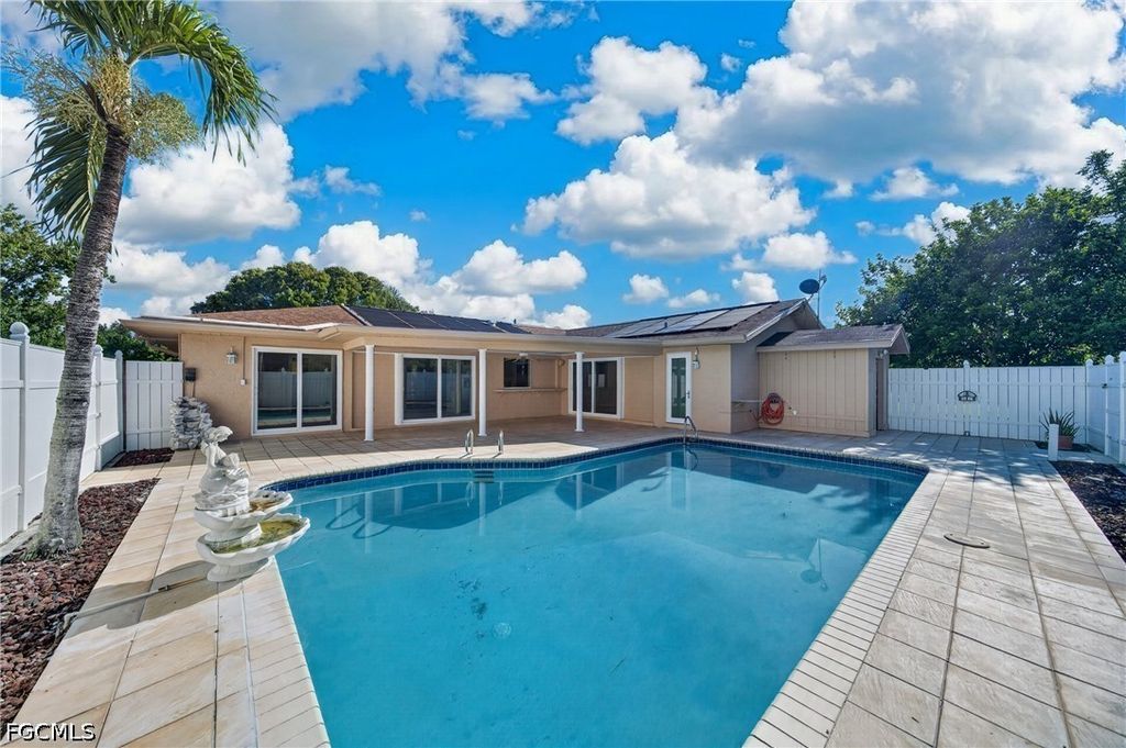 2112 Se 11th St, Cape Coral