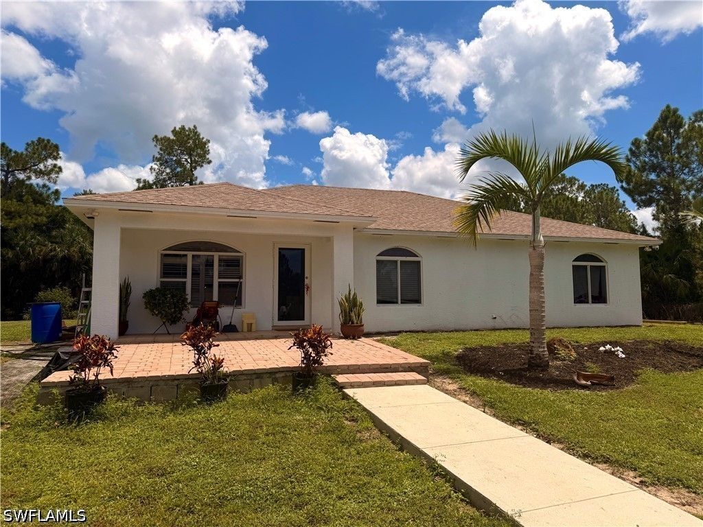 1510 Dove Tree St, Naples