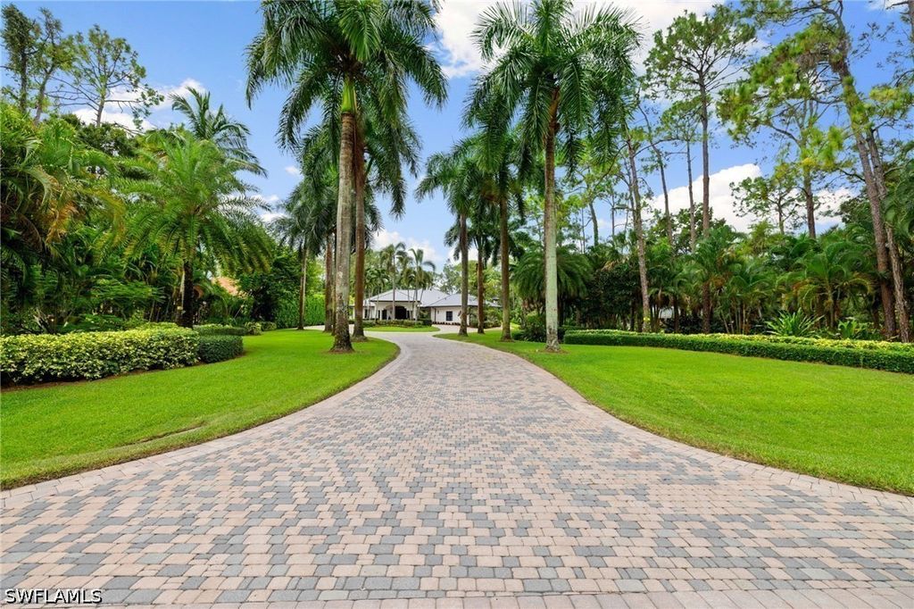 4860 Sycamore Dr, Naples