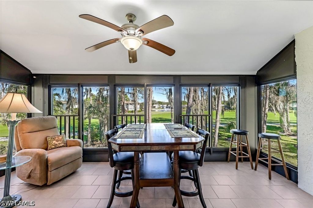 194 Albi Rd 8, Naples