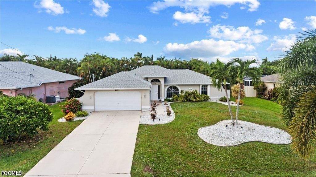 2530 Sw 38th St, Cape Coral