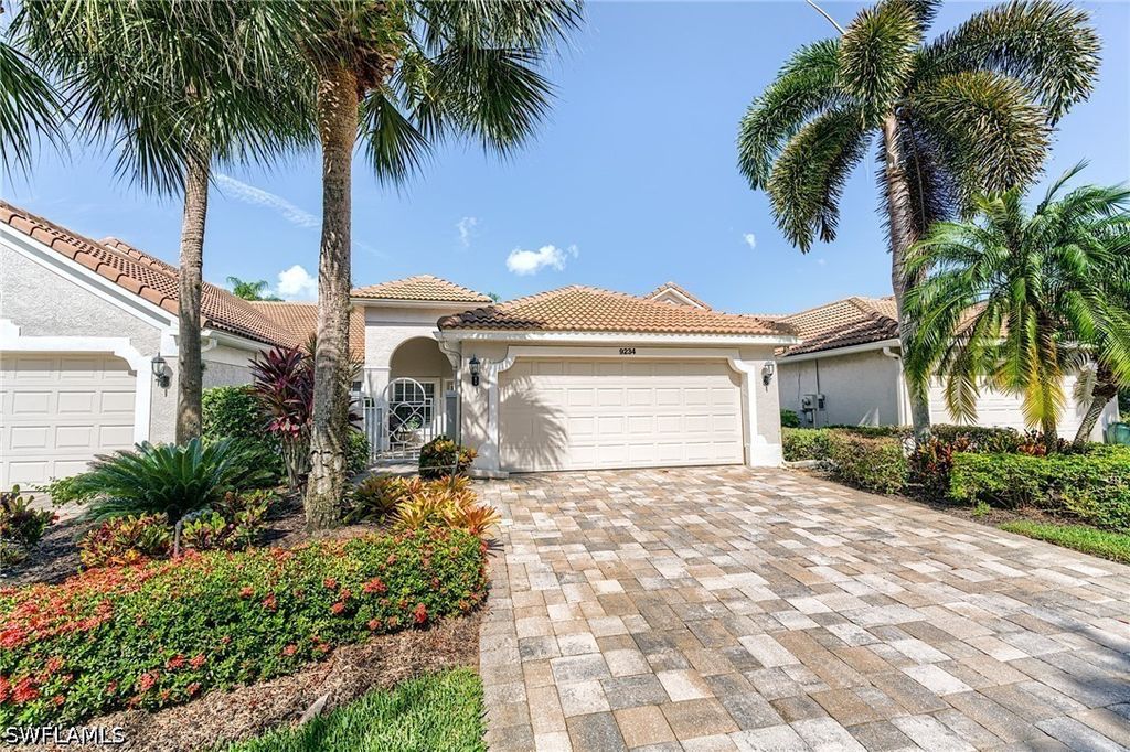 9234 Spring Run Blvd, Estero