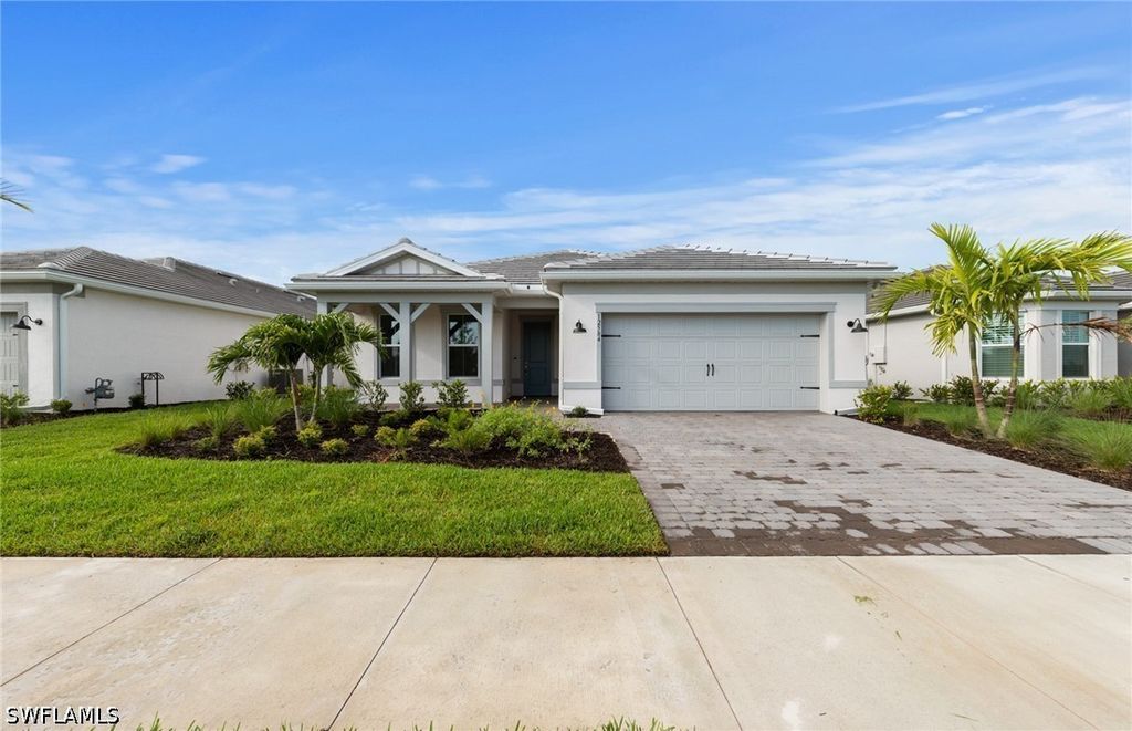 19983 Terrawalk Cir, Alva