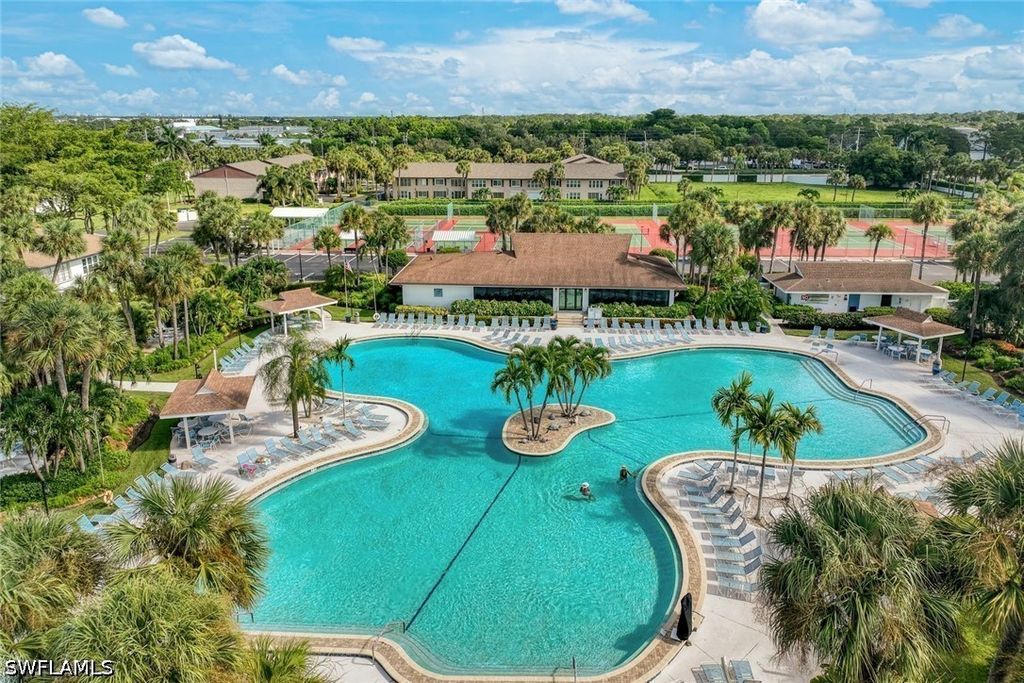 4038 Northlight Dr 1506, Naples