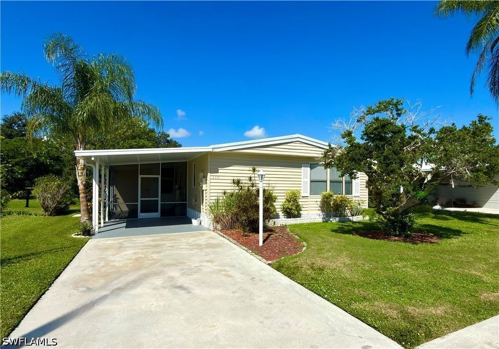115 Calais Ct, Naples