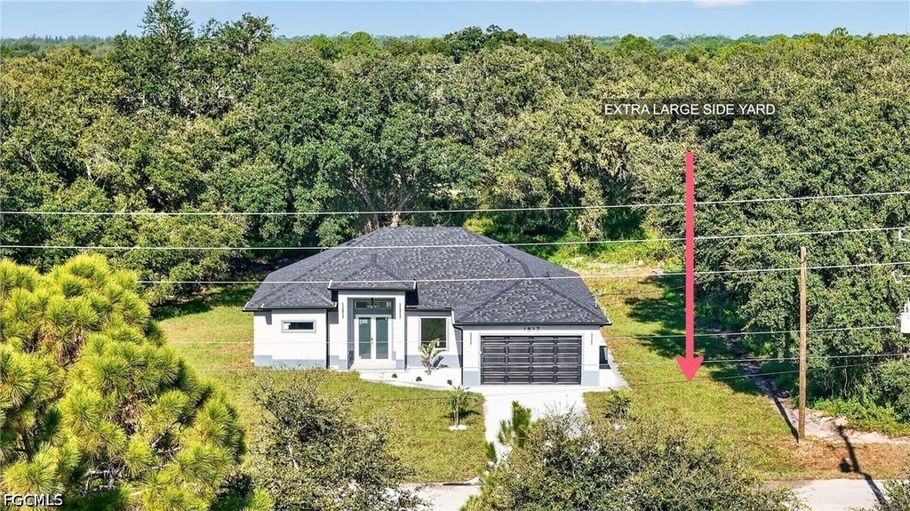 1817 Moore Ave, Lehigh Acres