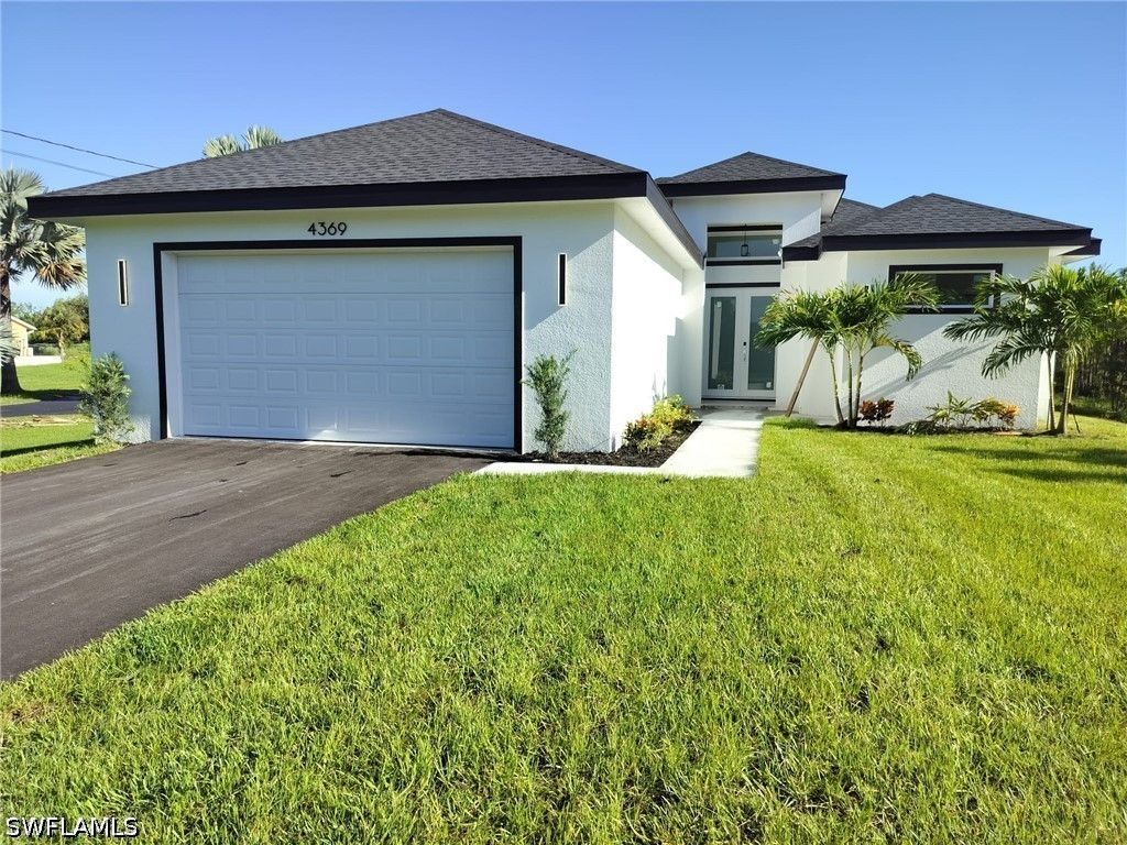 4369 54th Ave Ne, Naples